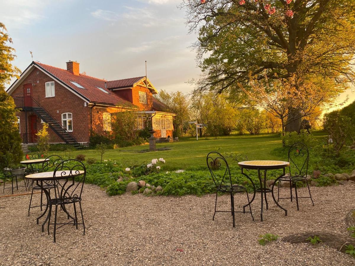 Villa Sandby B&B Borrby Buitenkant foto