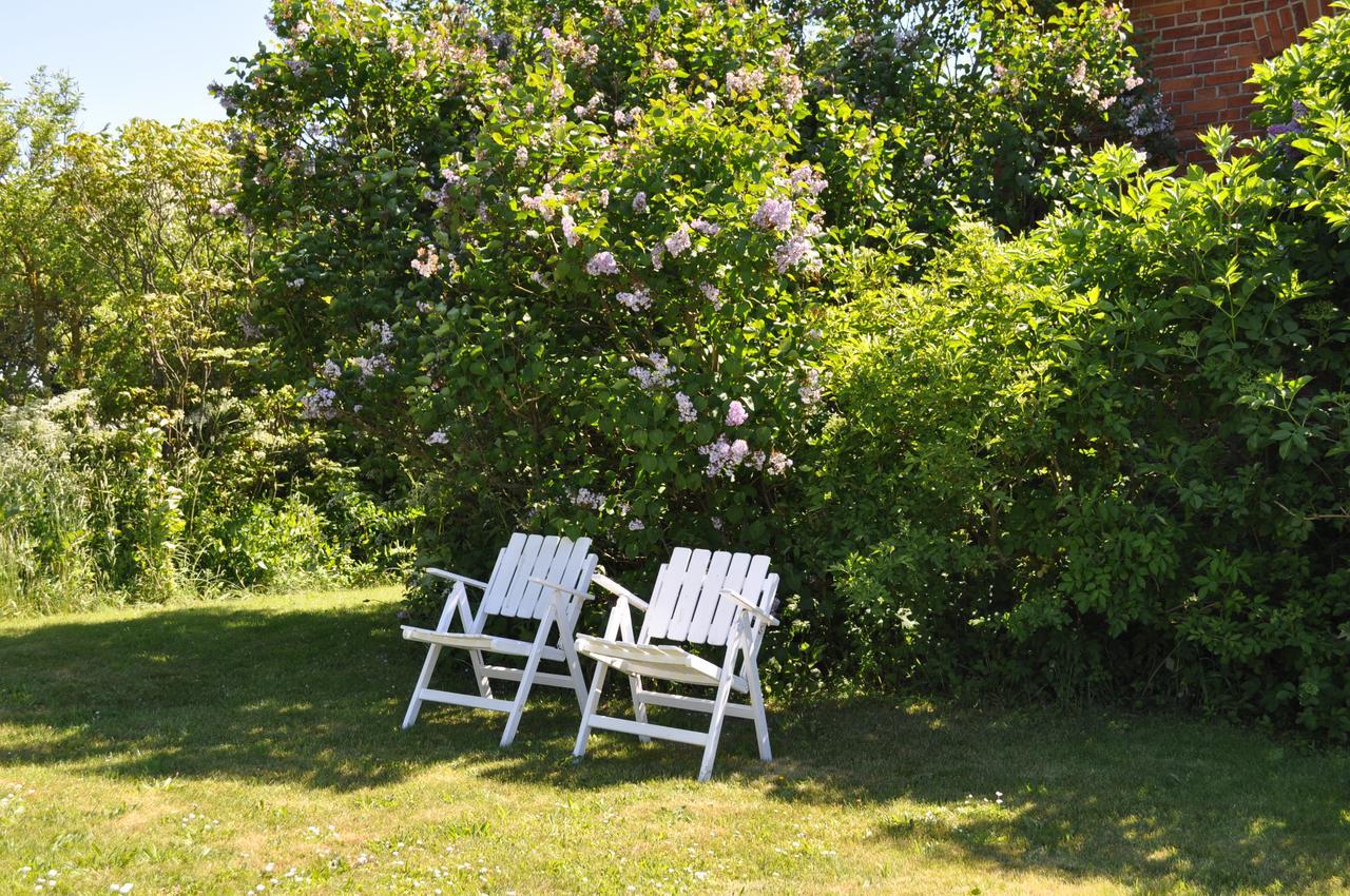 Villa Sandby B&B Borrby Buitenkant foto